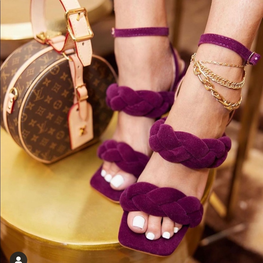 Burgundy velour braided heel - Picture 3 of 4